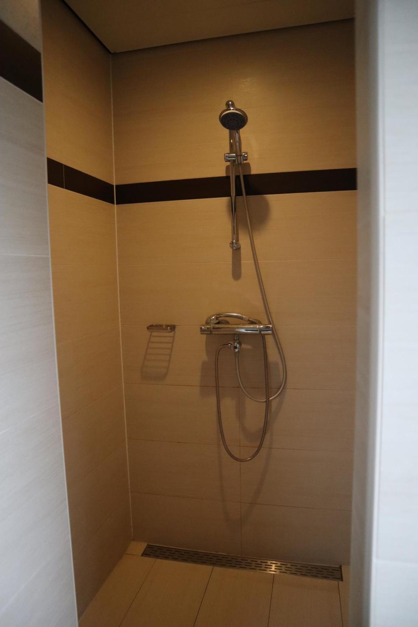 Room Stella Suite Tilburg Eksteriør bilde